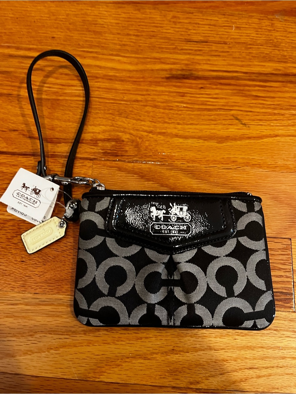 Coach Black & Cream Signature Wristlet with Patent Tag